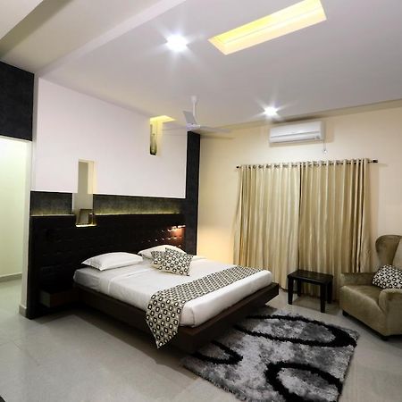 Hotel Serenity La Vista Хайдарабад Экстерьер фото